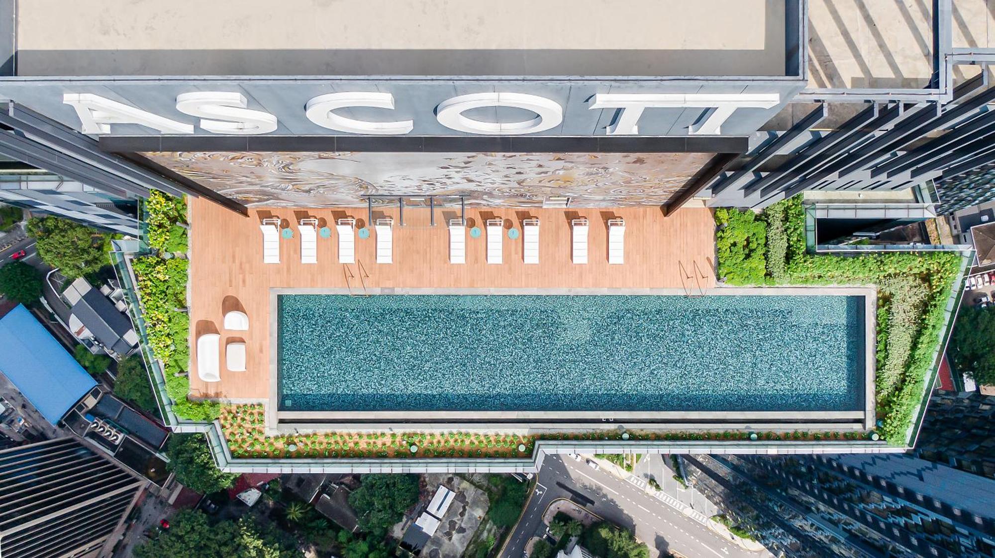 ホテル Ascott Star Klcc クアラルンプール エクステリア 写真 Aerial view of the rooftop pool