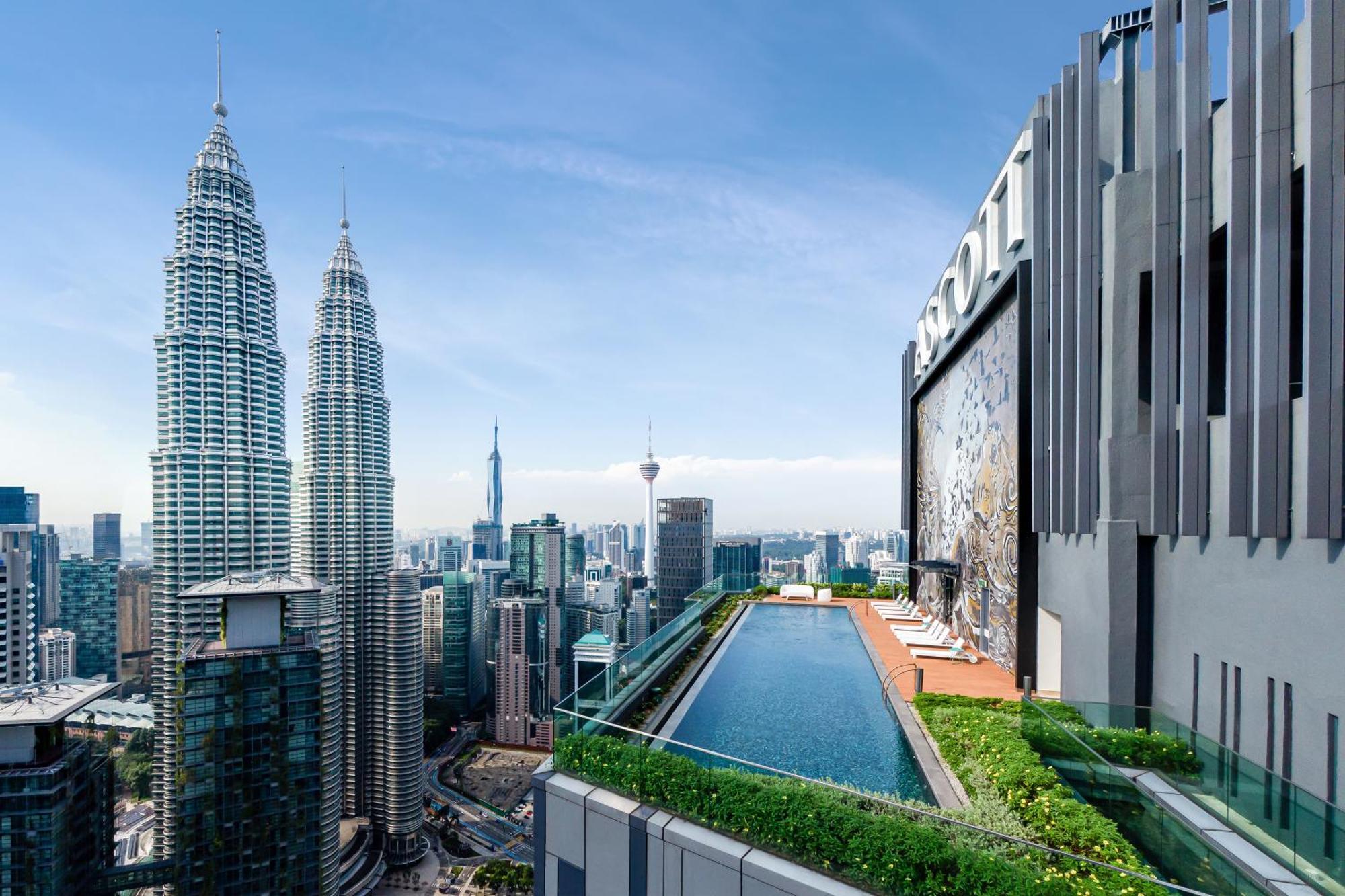 ホテル Ascott Star Klcc クアラルンプール エクステリア 写真 The roof-top swimming pool